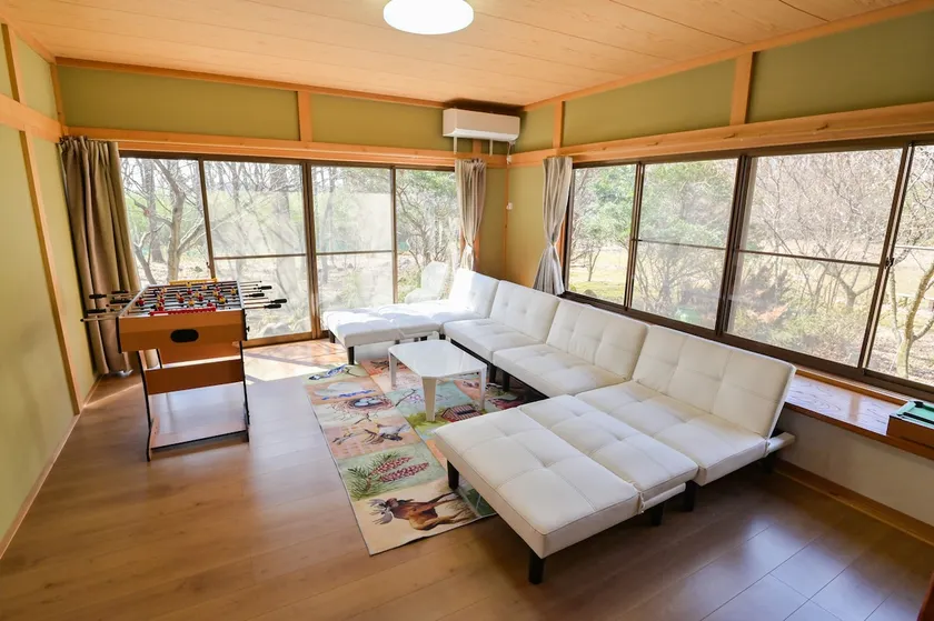 [Maximum 13 people] 2000 m² Large private villa with one of the largest spaces in Nasu / Commercial karaoke / Ping pong table / BBQ / Dog run - Image 1
