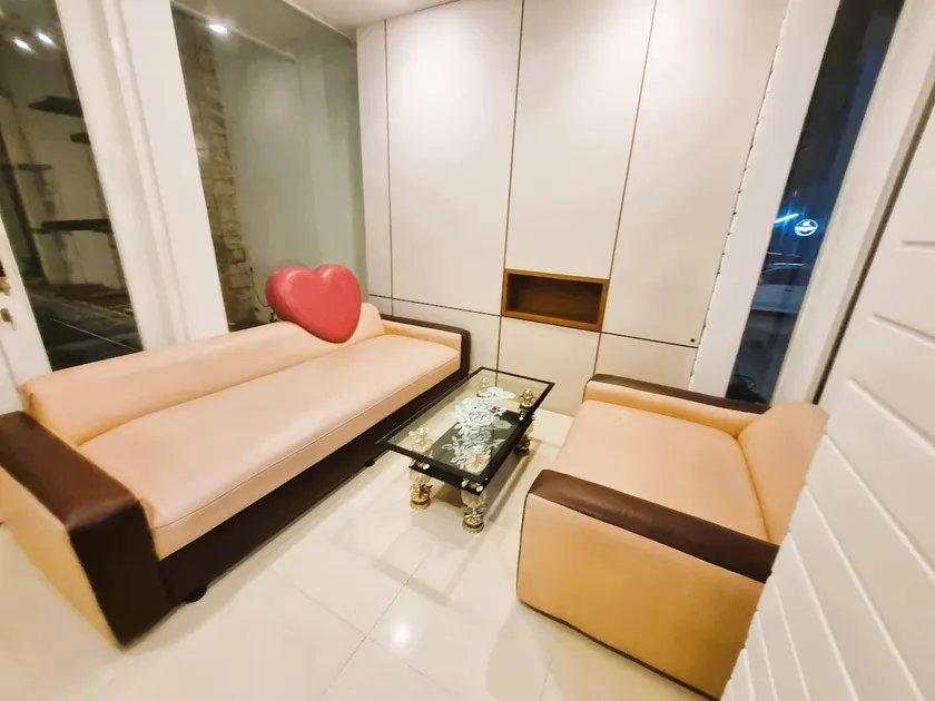 Artdoorz Guest House Banyuwangi - Image 1