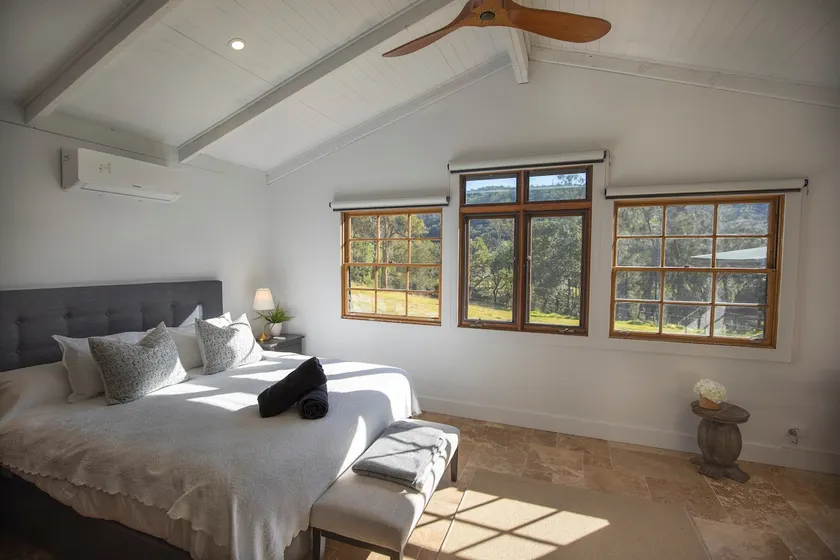 The Rosemont Stables - Tennis Ct, Pet Friendly - Image 1