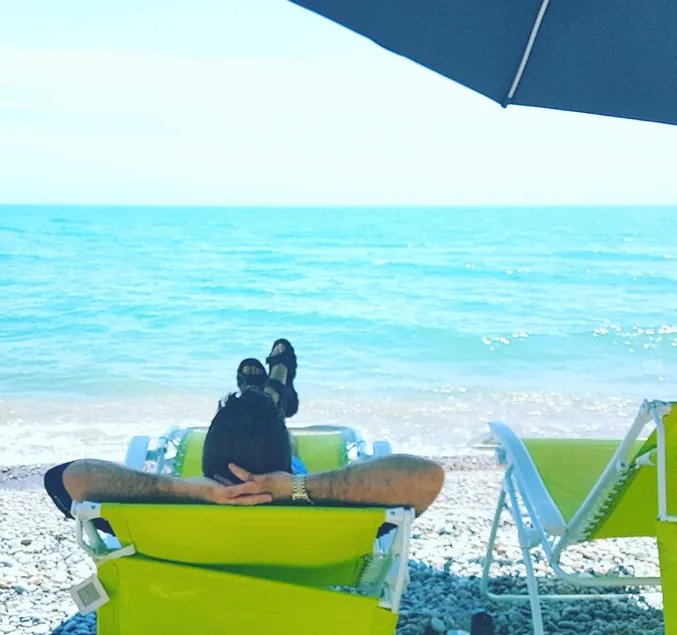 Private Beach, Hot Tub, Axe-Throwing & Chef's Kitc - Image 1