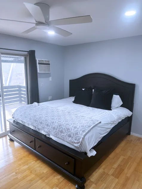 Entire Back House in Clairemont 2-Bedrooms 1-Bath - Image 1