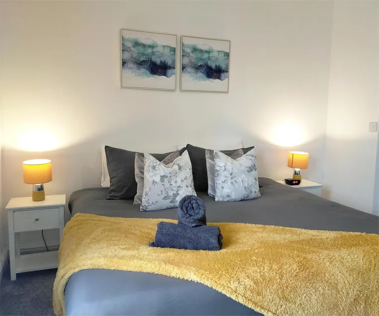 Families, Contractors Park Free 3 Bedroom/2Showers - Image 1