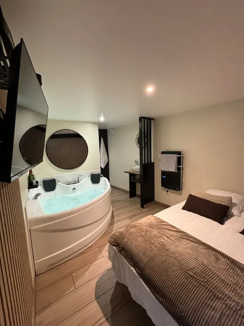 Tiny room - Image 1