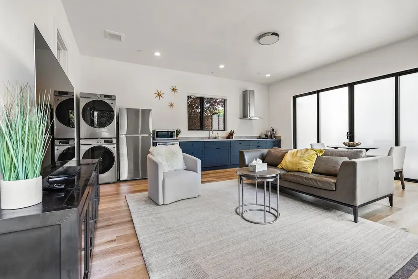 Brand New Modern Guest House Minutes to Downtown! - Image 1