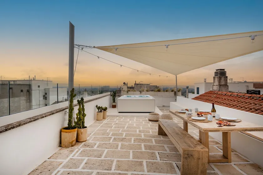 Designer house with panoramic terrace, sea view and jacuzzi - Image 1
