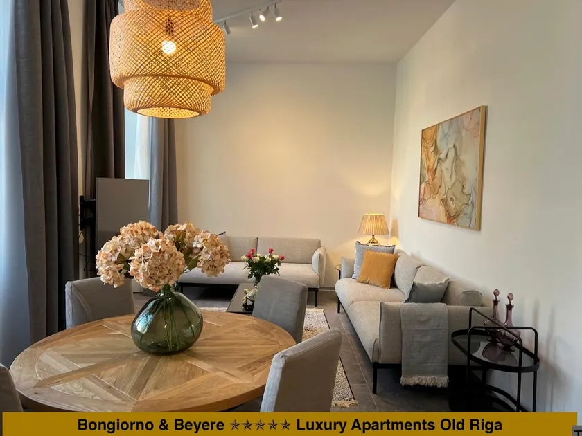 Old Riga Great Location & View | Luxury 2BDR 80m2 - Image 1
