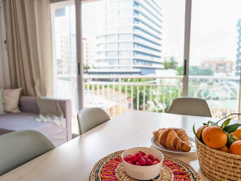 Newly renovated apartment 1 min from the beach - Image 1