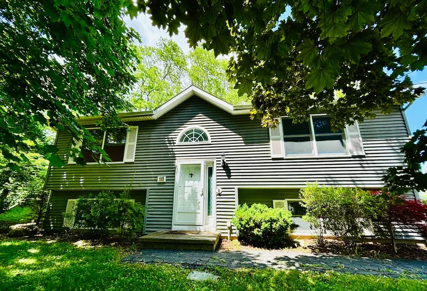 Vacation Home in Glens Falls - Image 1