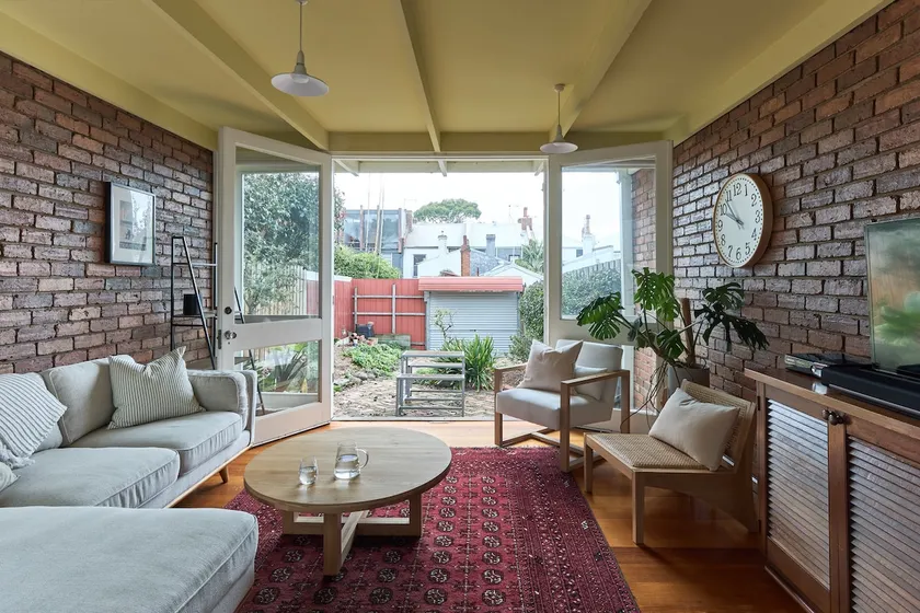 King William Terrace: Classic Fitzroy Style - Image 1