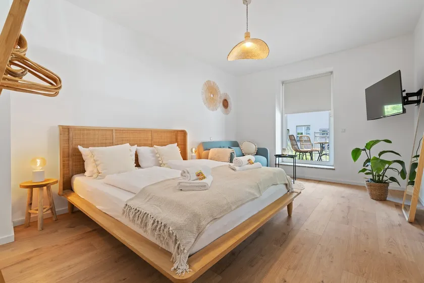 New boho city apartment with garden - Image 1
