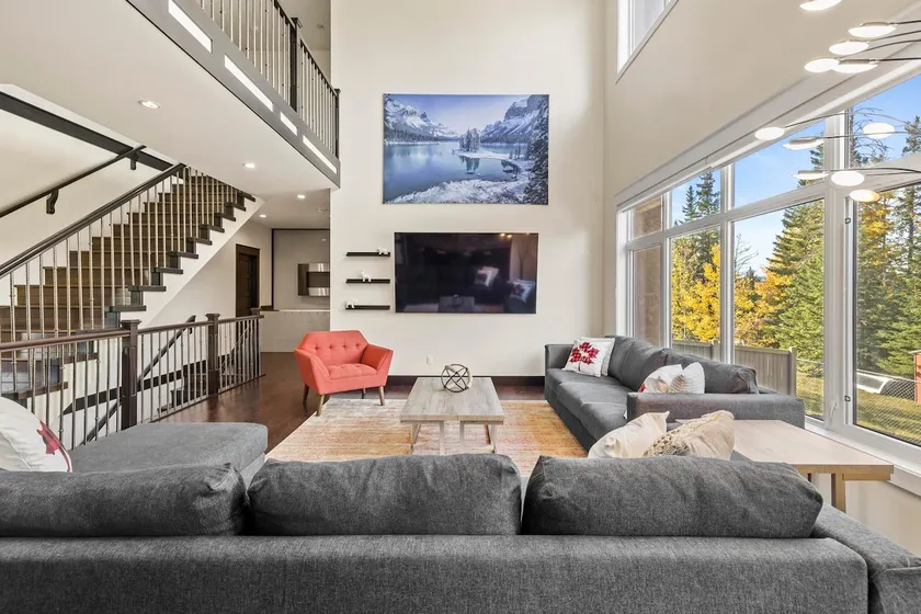 5,000 SF Luxury Home + Amazing Amenities - Image 1