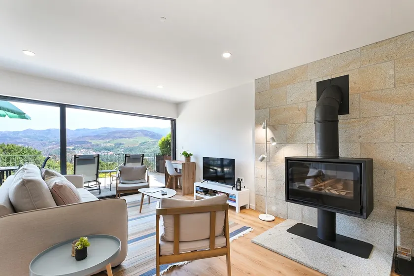 Family Home with 3 Pools near Gerês – Olas 9 - Image 1