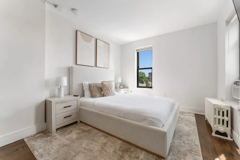 Two Connected Studios for 4: Spacious Stay - Image 1