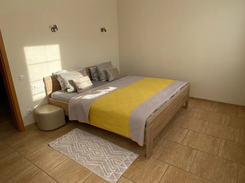 Cozy apartment in a centrally connected location - Image 1