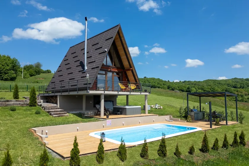 Sokolac vacation home - Image 1