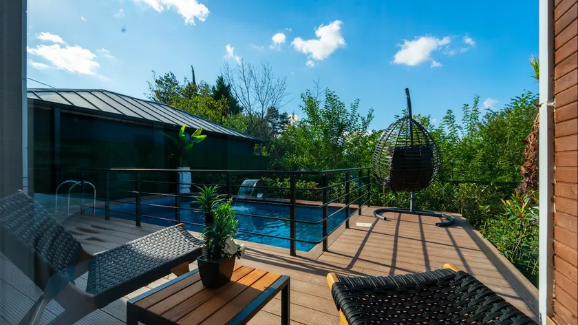 Trio Palazio, 2+1 Villa with Heated Pool & Garden - Image 1
