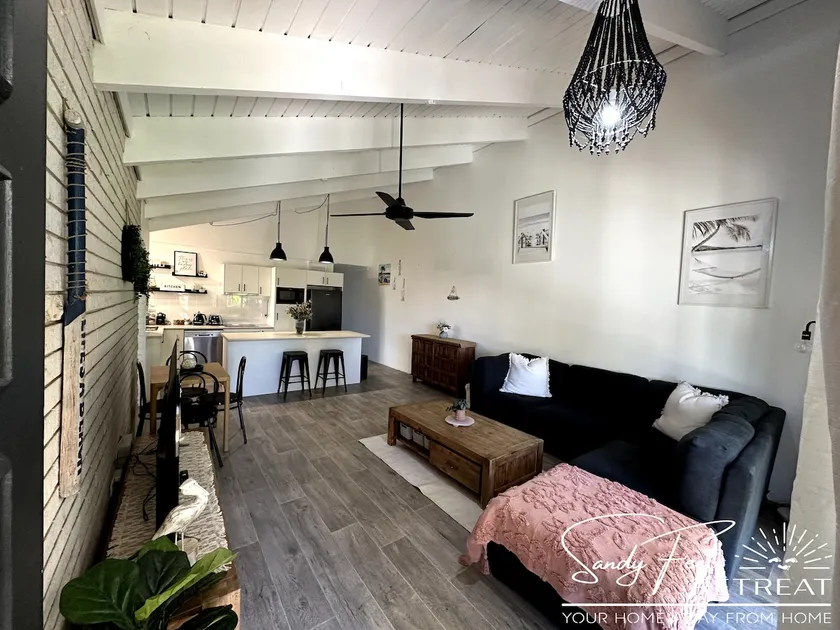 Sandy Feet Retreat - Your Home Away From Home - Image 1