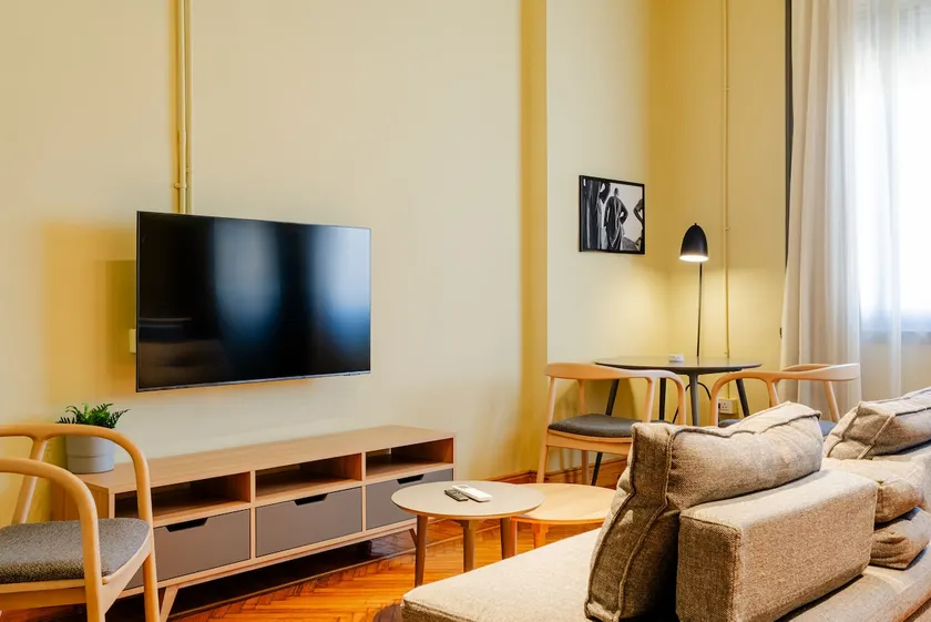 Alexandria Serviced Apartments By BlueKeys - Image 1