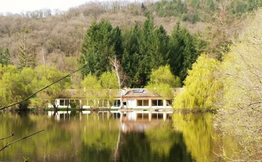 9 to 15 pers. The big lake house - Pyrenees - Image 1