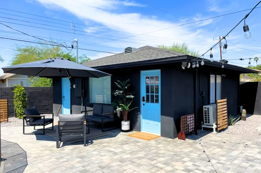 The ”Blue Door” at 16th Dr. - Image 1