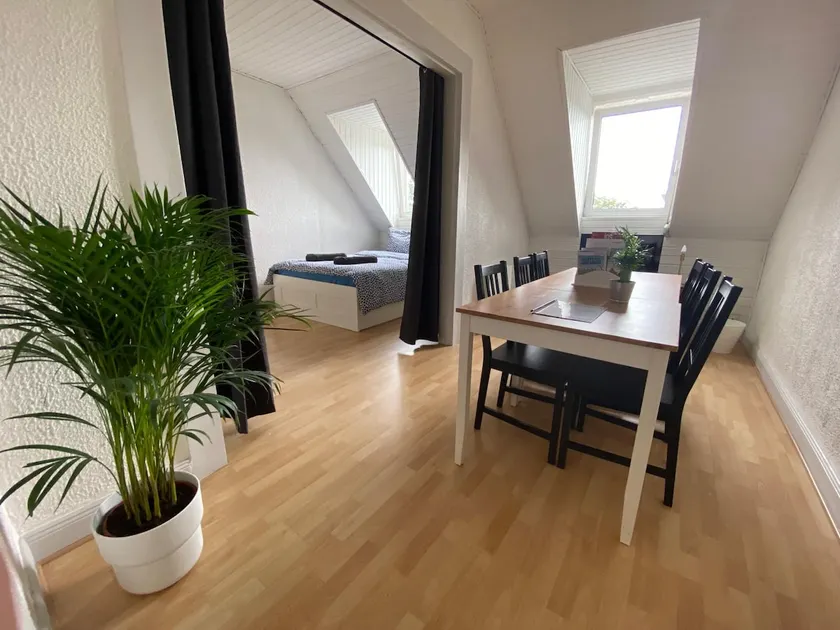 Beautiful bright apartment - Image 1