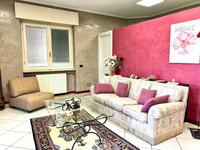 Sky Garden Apartment - Image 1