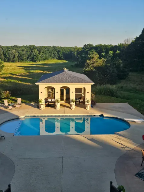 Peacock Pool House - Image 1