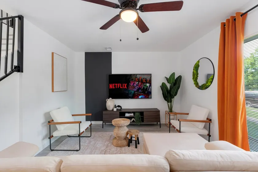 Peaceful Austin Stay with Balcony & Soft Beds! - Image 1