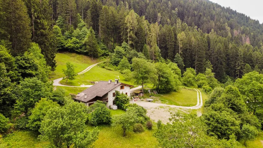 Luxury Chalet Dolomiti-Campiglio-Trentino - Image 1