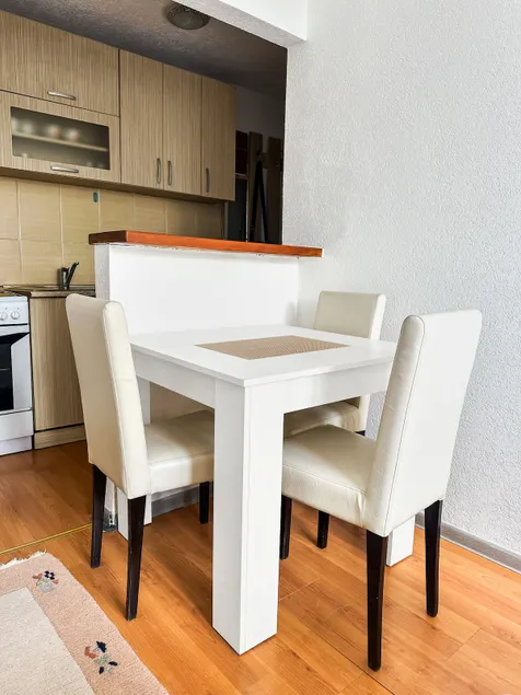 Aliam Apartment - Image 1