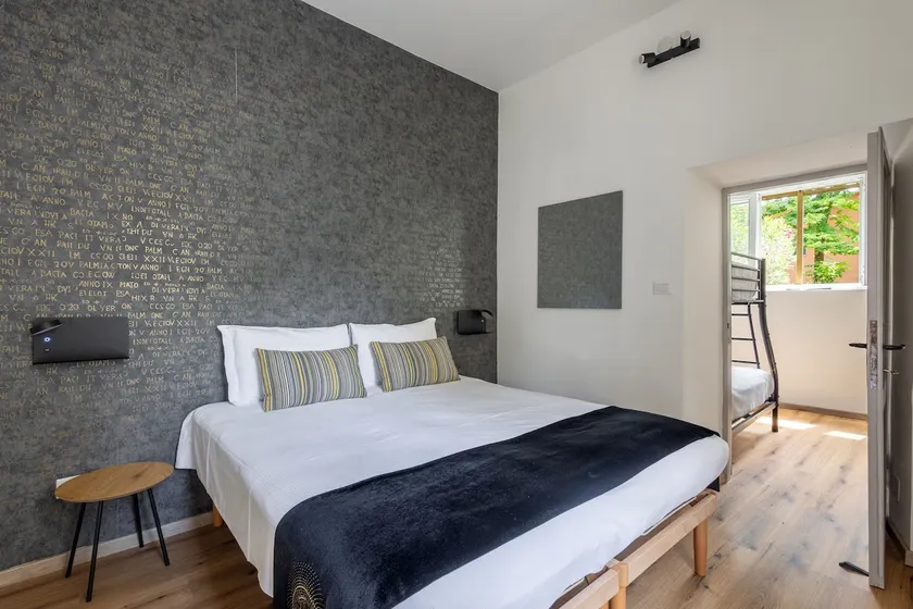 Independent apartment with breakfast included - Image 1