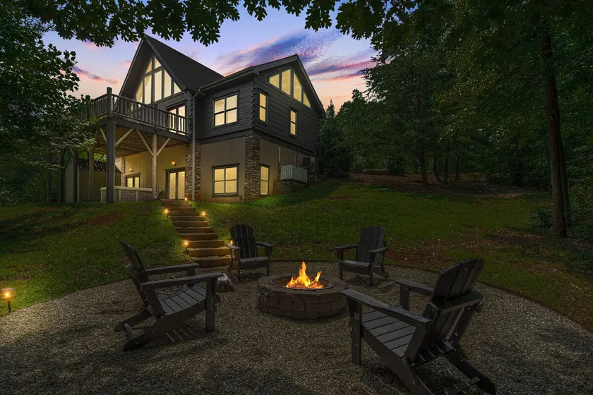 Rumbling Bald Retreat | Hot Tub & Fire Pit - Image 1