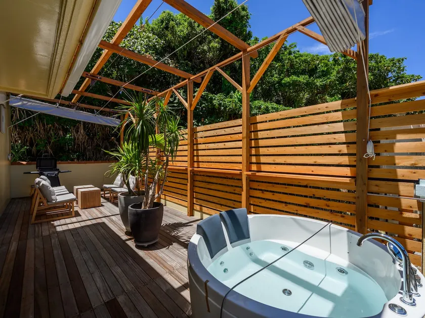 [Entou Village, 1 private building] Sea view villa | With a Jacuzzi | Up to 12 people | Ideal for group stays! - Image 1
