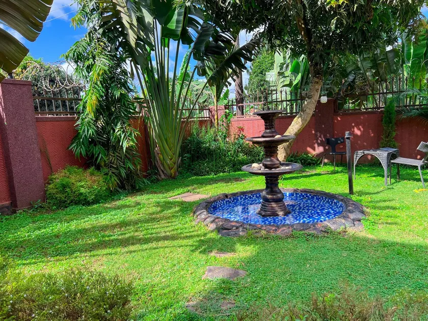 4 bedroom grand gathering villa - Image 1