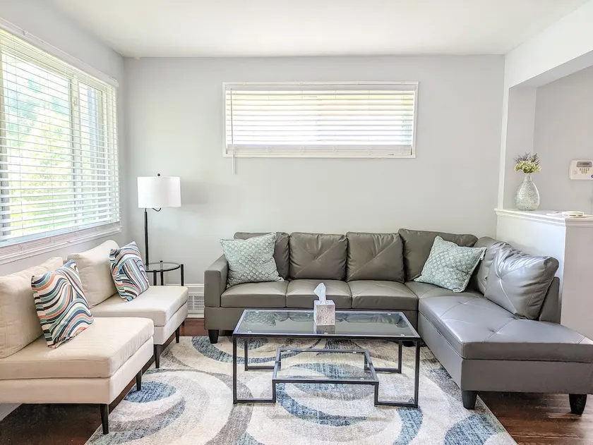 Ft. Totten 3BR: 15 Mins to Capitol | Free Parking - Image 1