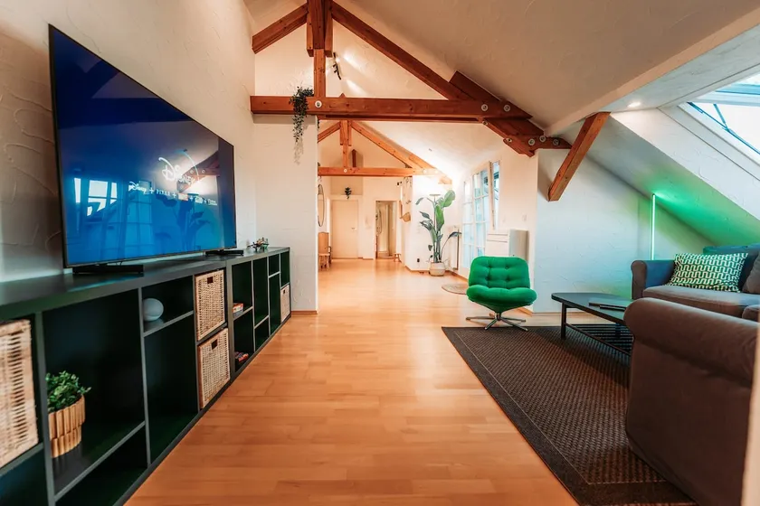 Penthouse w/AC & Free Parking Overlooking Koblenz - Image 1