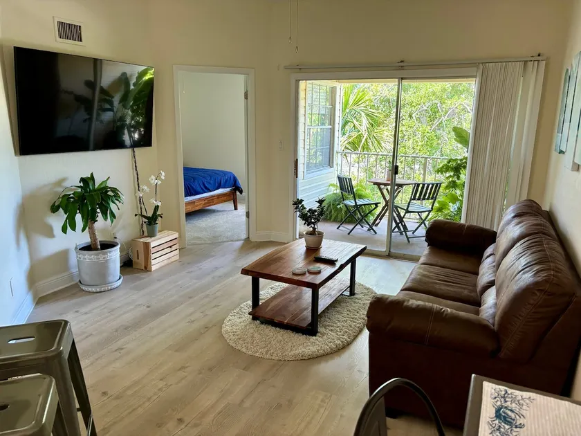 Beach Condo - Image 1