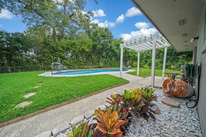 Relaxing, Cozy 3BR Pool Home with King Suite! - Image 1