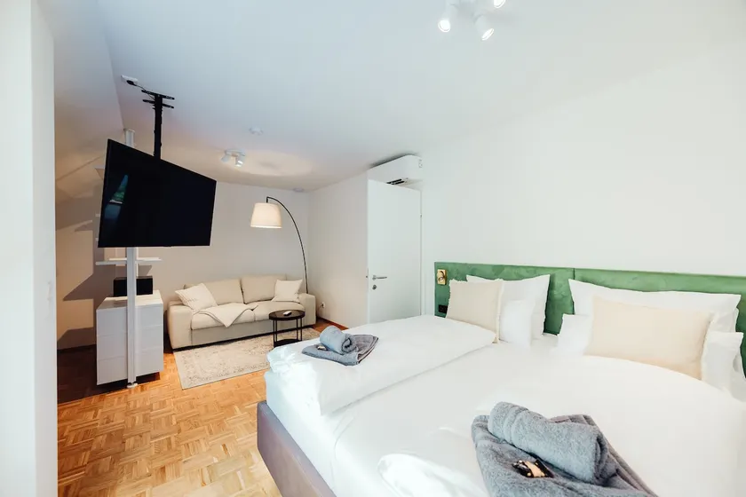 Spacious duplex in a top location - Image 1