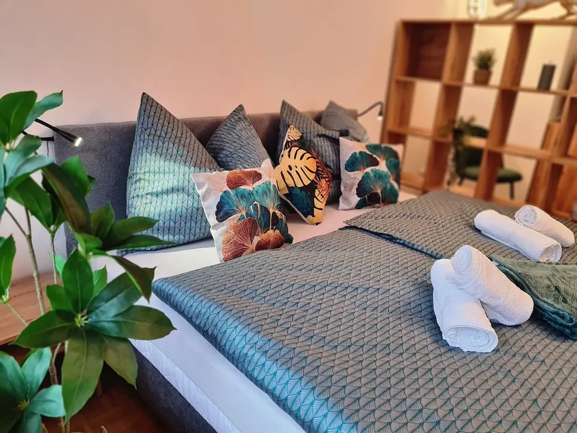 Apartment Crema - Image 1