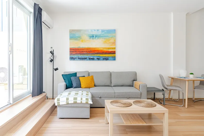 Loft style apartment - large balcony, parking - Image 1