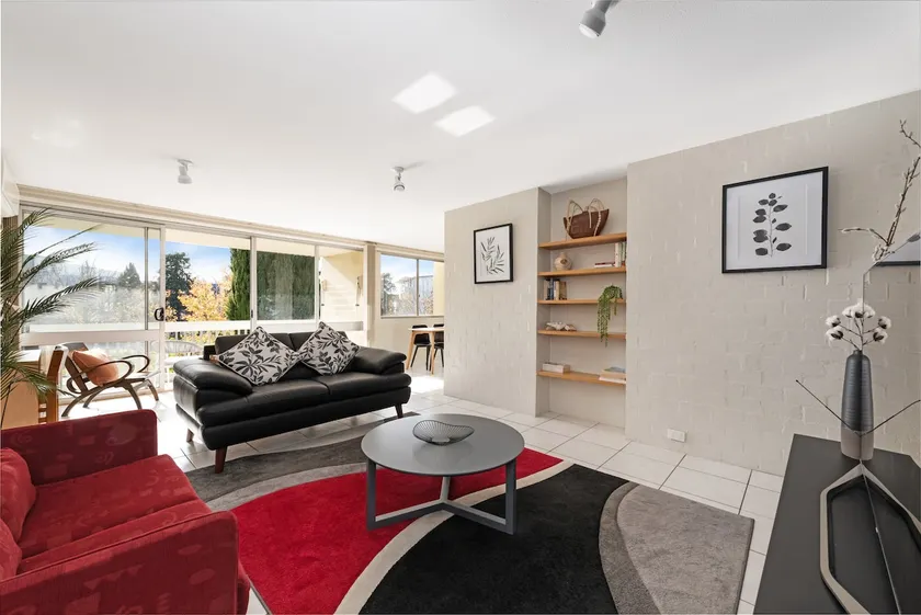 2-Bedroom, Kingston home, Parking & Wifi - Image 1