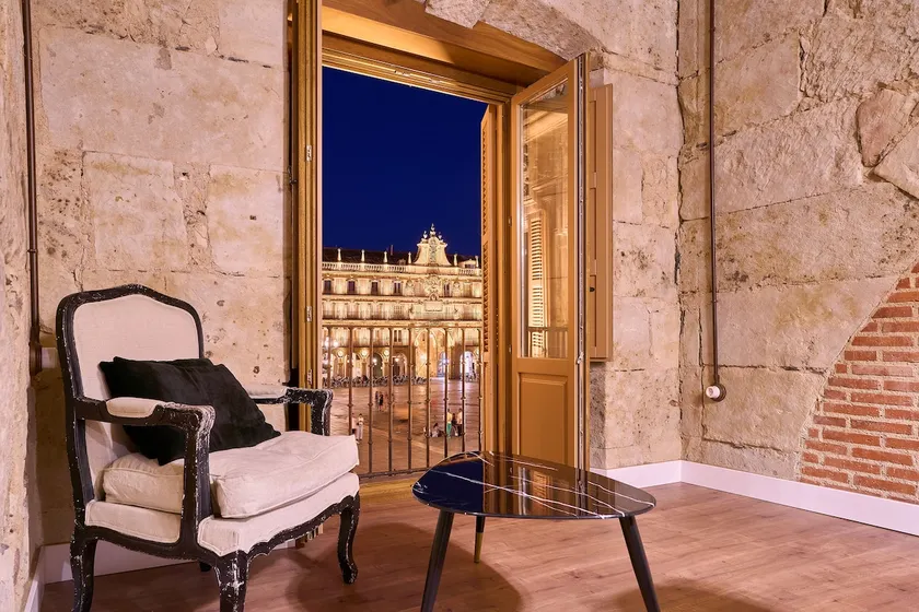 Plaza Mayor, Apartment reserve five star - Image 1