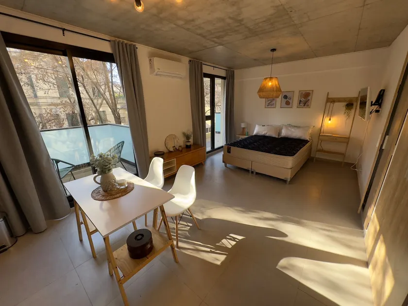 Modern Luxury - Industrial design & comfy all year - Image 1
