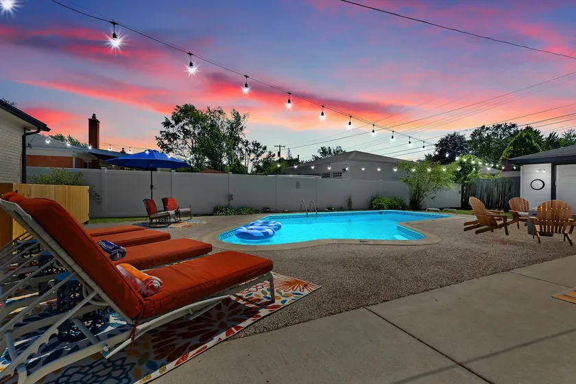 Heated Pool|Firepit|Walk to Parks + Eats - Image 1