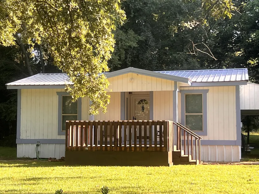 Blue Moon Bungalow Bullard/Lake Palestine - Image 1