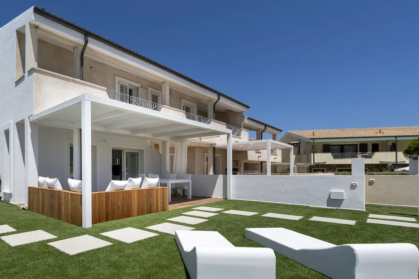 Cozy House with garden & pool - Image 1