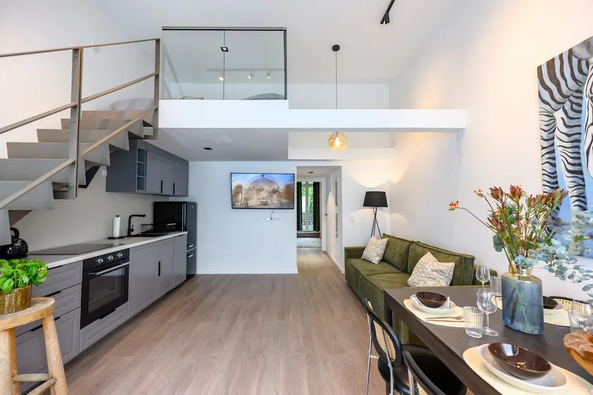Up to 6 ppl, Group-Friendly Loft by Berlin Wall - Image 1