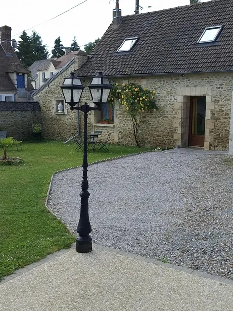 House 5 minutes from Château de la Trye 15 km from Beauvais Airport - Image 1