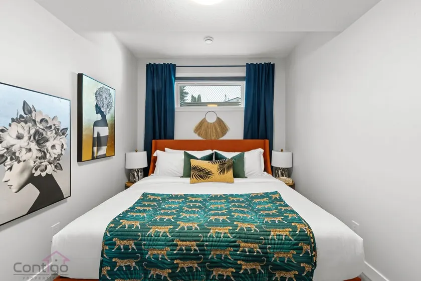 The Den, Centrally Located Suite, King Bed, WiFi! - Image 1
